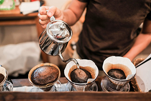 喝过滤咖啡对心血管更好。(Shutterstock)
