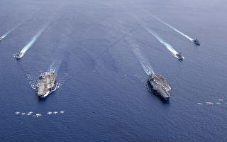 “尼米兹号”航母在南海现身 展示美军实力