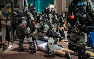 加拿大议员要求调查300香港警察免签事件