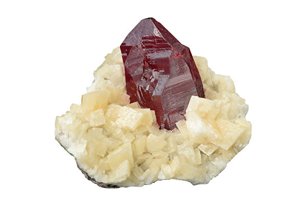 部分矿物类中药含重金属元素，譬如朱砂是硫化汞矿石。但这类药大都被禁用、少用或慎用。(Shutterstock)