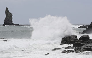 颱風海神靠近日本 將帶來創紀錄強風大浪