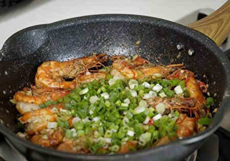 胡椒虾,Ｃ2食光
