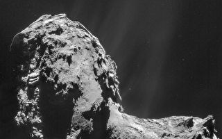 独一无二 彗星周围首次观测到神秘的极光