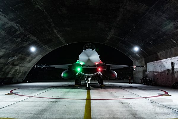 前線飛官讚F-16V性能提升 有信心捍衛台領空