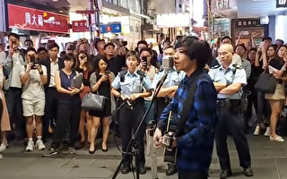 香港一名街頭歌手的故事