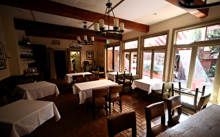 圣塔克拉拉县下周 允许餐厅室内用餐