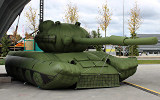 容易移動和部署 俄軍用充氣坦克欺敵