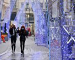 組圖：聖誕節氣氛漸濃厚 英國人購物謹慎