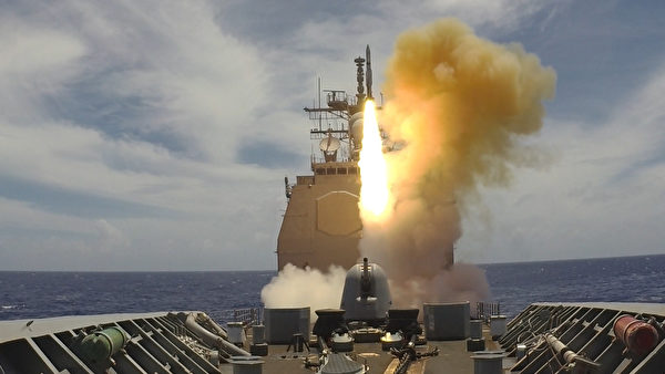 2020年3月19日，美軍提康德羅加級導彈巡洋艦希洛號（CG 67）在菲律賓海域試射了標準導彈（SM）2型導彈 。 （美國海軍）