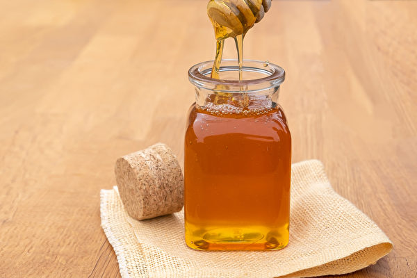 都会升高血糖 营养师解析为何蜂蜜比糖更有益
