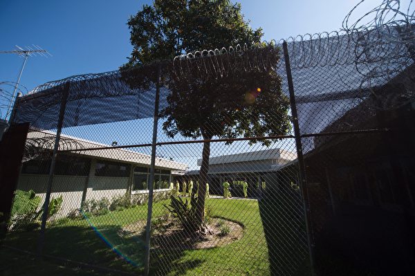橙县警局拒绝以疫情为由释放50%囚犯