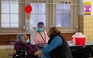 紐約75歲以上長者可接種 24小時注射中心開放