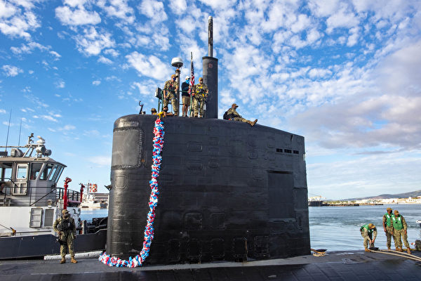 2020年12月15日，美軍洛杉磯級攻擊潛艇托皮卡號（SSN 754）抵達夏威夷珍珠港。（美國印太司令部）
