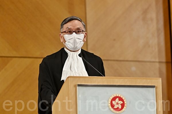 香港终院首席法官张举能上任