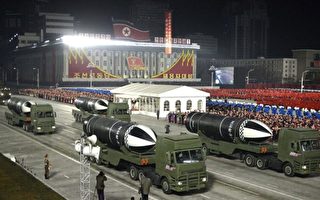 拜登上任前 朝鲜进行夜晚阅兵亮新导弹