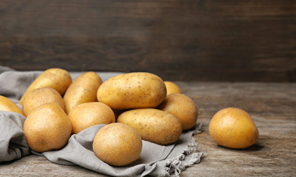 馬鈴薯熱量低且營養豐富，適合減肥者食用。(Shutterstock)