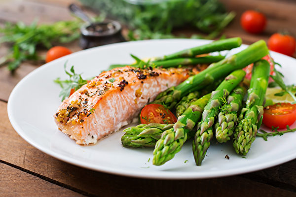 5種食物加地中海飲食可清血液、護血管，預防動脈硬化。(Shutterstock)