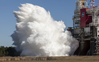 NASA返月重要里程碑：成功测试最强大火箭