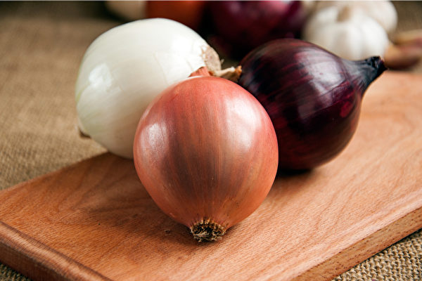 洋蔥可增強免疫力、降三高，選這2色洋蔥抗氧化效果更好。(Shutterstock)