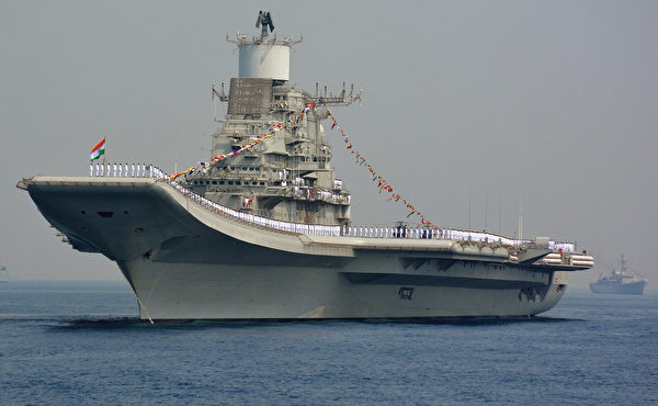 印度航母維克拉瑪蒂號。（STR/AFP via Getty Images）