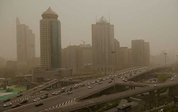 3月28日，北京再次出现沙尘暴。（NOEL CELIS/AFP via Getty Images）