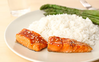 米饭配它吃 减少脂肪囤积 这样吃出不发胖体质