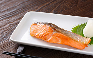 鮭魚5大營養補腦、護心血管 3類人不宜多吃