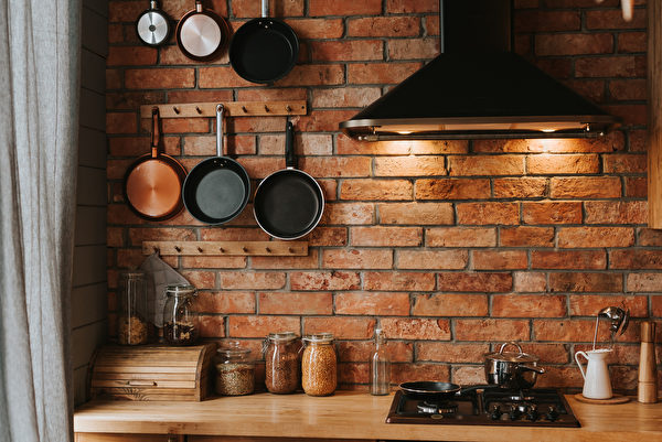 Details,Of,A,Cozy,Kitchen,Interior,With,A,Brick,Wall