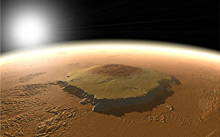 探秘：太阳系最大火山为什么高达25,000米？