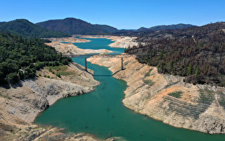组图：加州第二大水库奥罗维尔湖 蓄水量仅剩42%