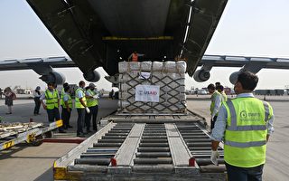 【疫情4.30】美國第一批救援物資抵達印度