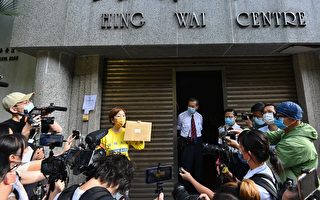 香港法輪功學員抗議大公報誣衊 促撤文並道歉