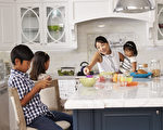 專為忙碌父母設計的廚房收納法 安全有效率