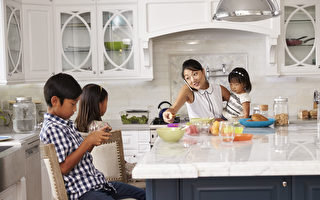 專為忙碌父母設計的廚房收納法 安全有效率