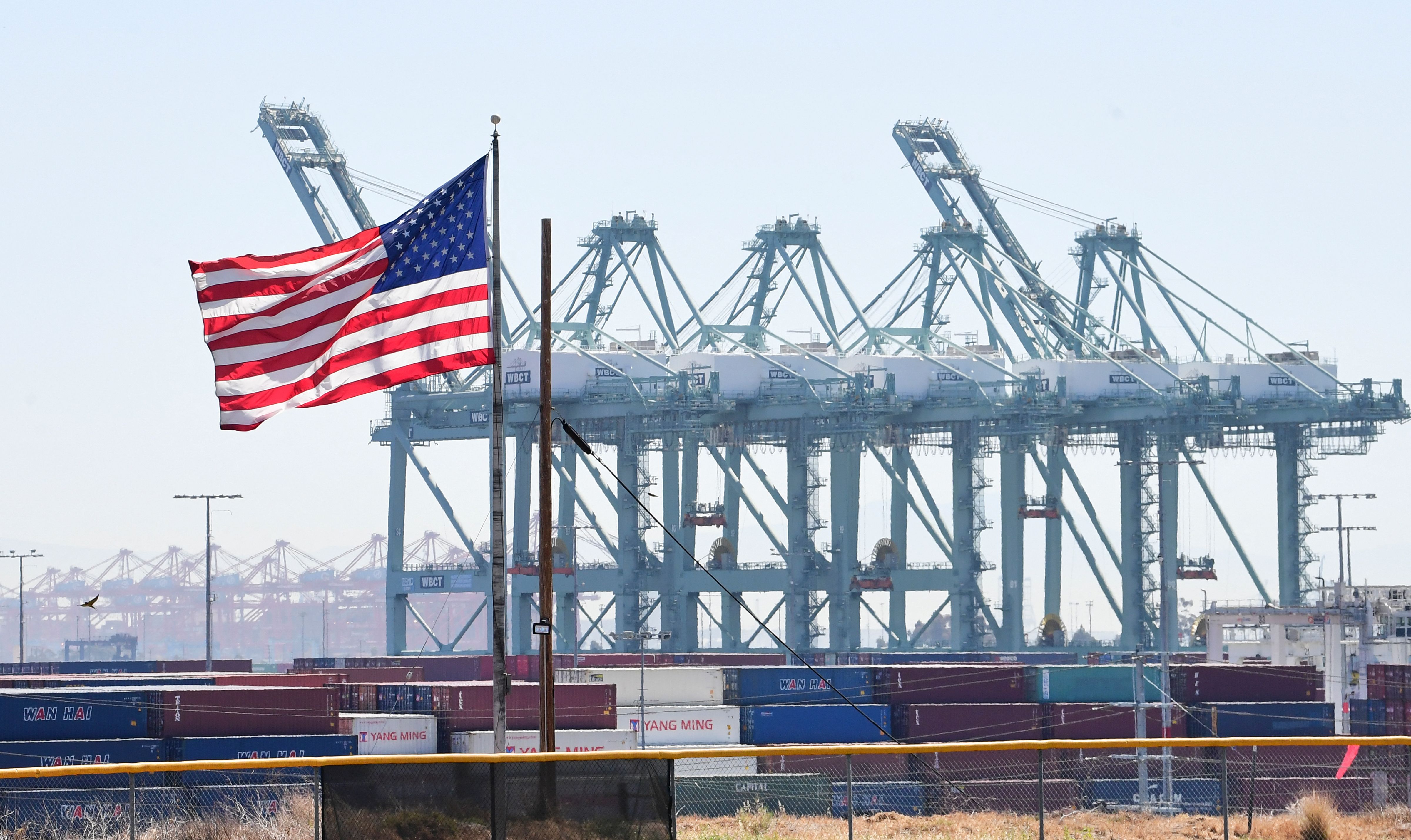 双港货运量激增 洛杉矶和长滩四月均创新高