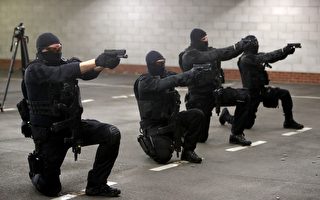 組圖：G7峰會前 英國警方展示訓練成果