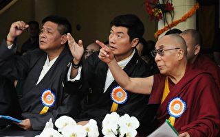 西藏流亡政府換新司政 達賴喇嘛祝賀