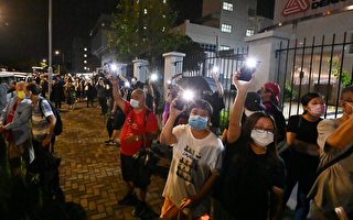 國安法下 香港民眾和商家堅持尋求抗爭途徑