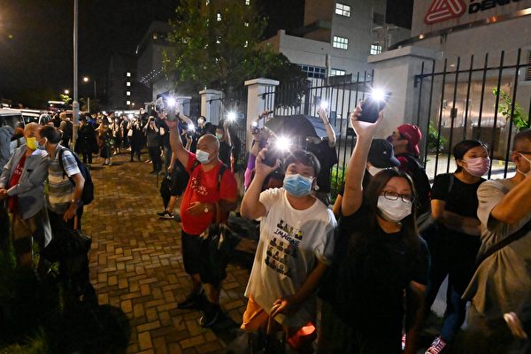 國安法下 香港民眾和商家堅持尋求抗爭途徑