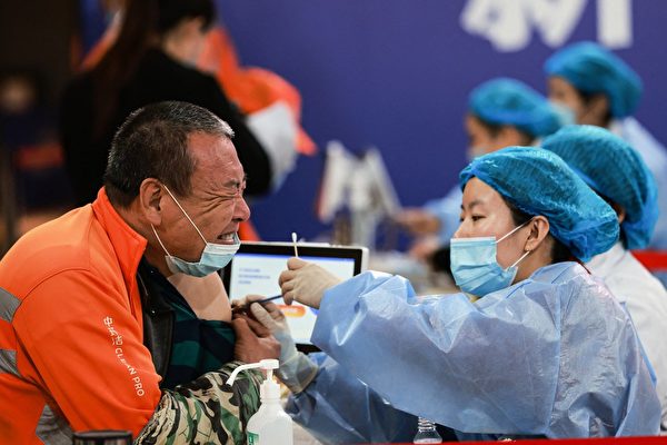 接種中國產疫苗人數越多 感染人數越多