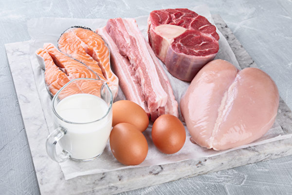 在抗癌飲食中，蛋白質建議攝取量為每公斤體重1.2〜1.5克。(Shutterstock)