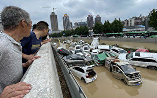 组图：河南严重洪灾 省会郑州汪洋一片