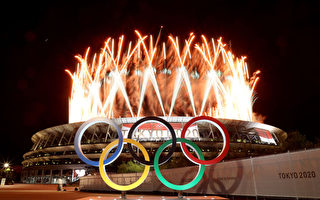 组图：延迟一年 东京奥运隆重开幕