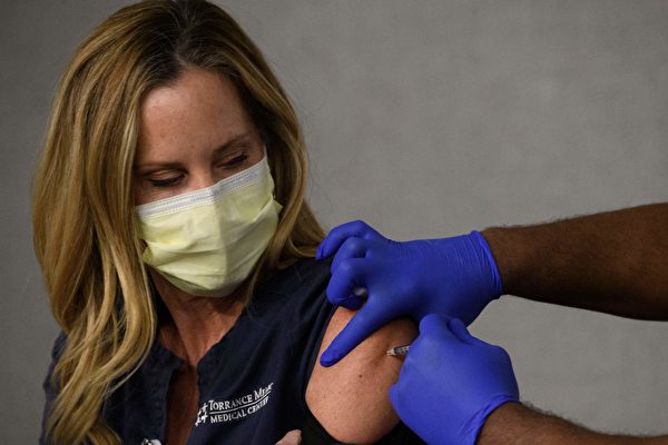 加州一些醫院近半員工仍未接種疫苗
