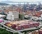 中国多地封城冲击工厂港口 供应链雪上加霜