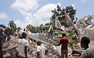 海地地震增至1300死 热带风暴威胁救援