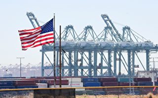 洛杉磯港出口創16年新低 但進口激增