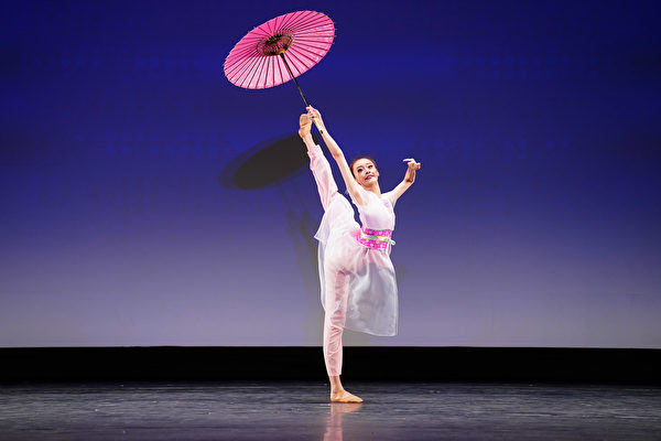 组图一：中国古典舞大赛少年组金奖得主风采