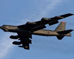美B-52H轰炸机成功试射高超音速武器