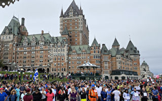 加国魁省推疫苗护照 逾千员工组人链静默抗议